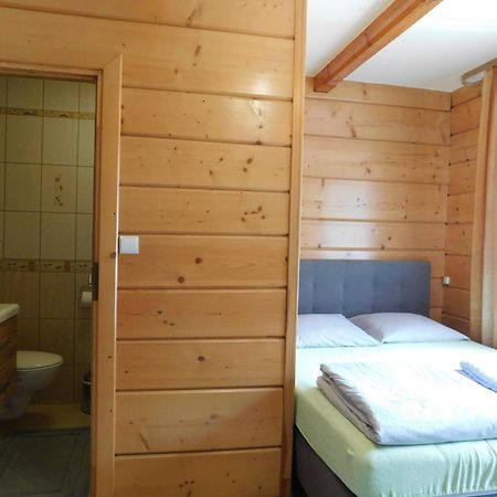 Pokoje Goscinne Monika Zakopane Bagian luar foto